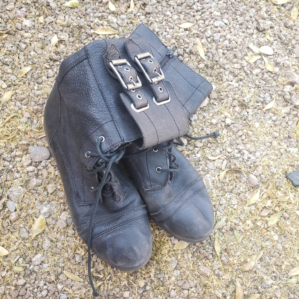 Black boots